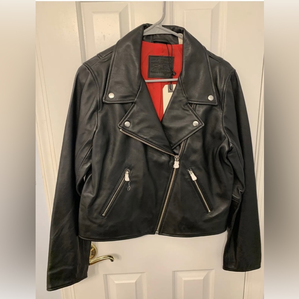 NEW Levis Leather Jacket (WMS/MED)
